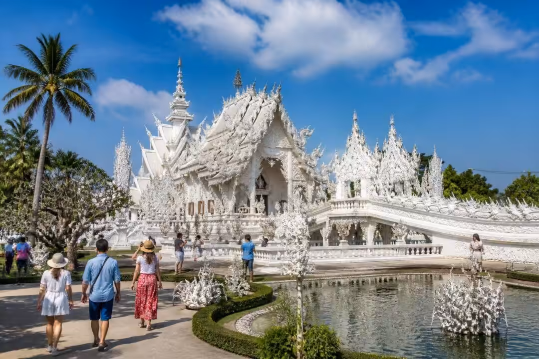découvrez notre guide complet pour visiter chiang rai en thaïlande : attractions incontournables, conseils pratiques, et informations essentielles pour un voyage réussi.
